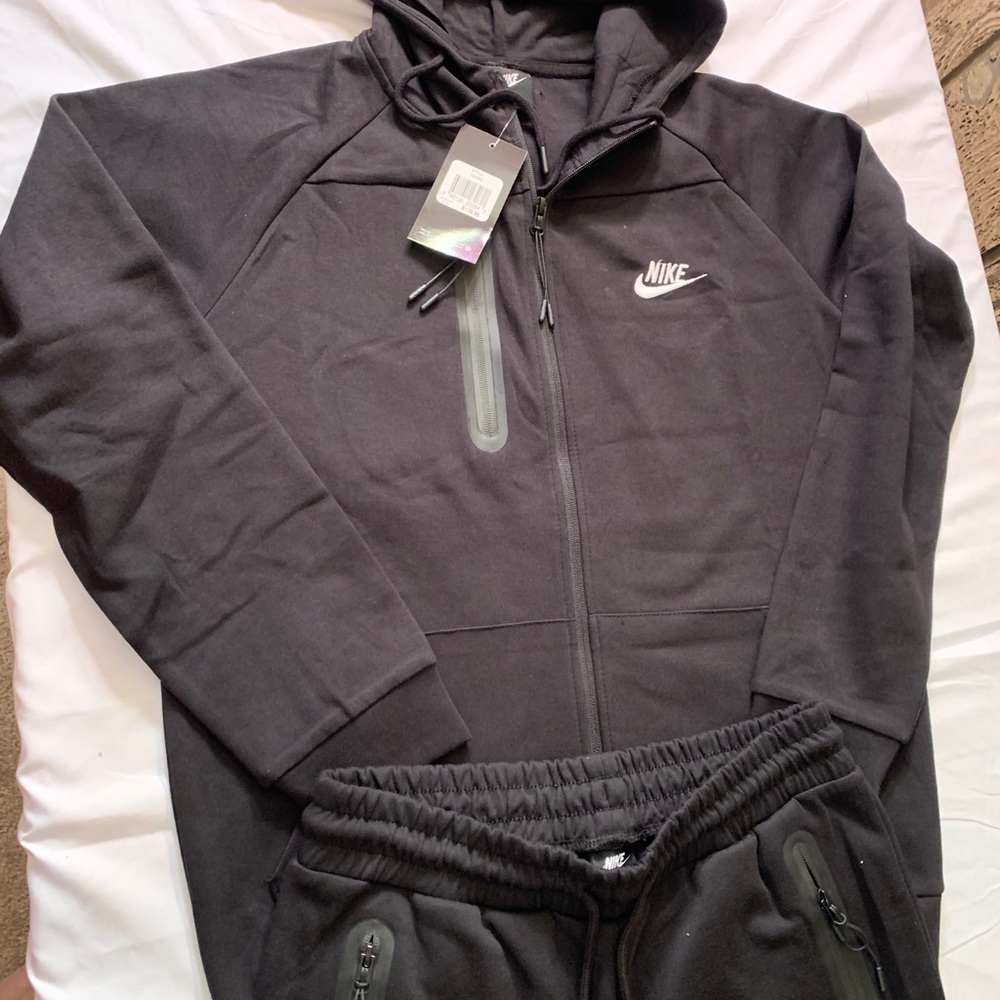 Nike Sweatsuit